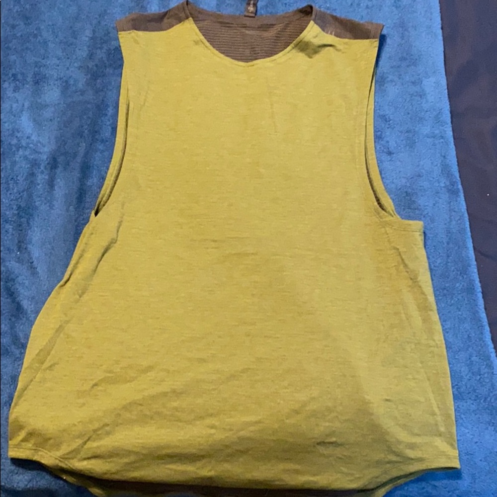 Lulu lemon sleeveless men’s shirt